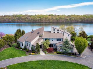 22 Fieldstone Court, New City, NY 10956