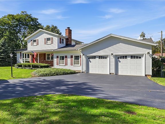 2nd image of 122 Rocmar Dr