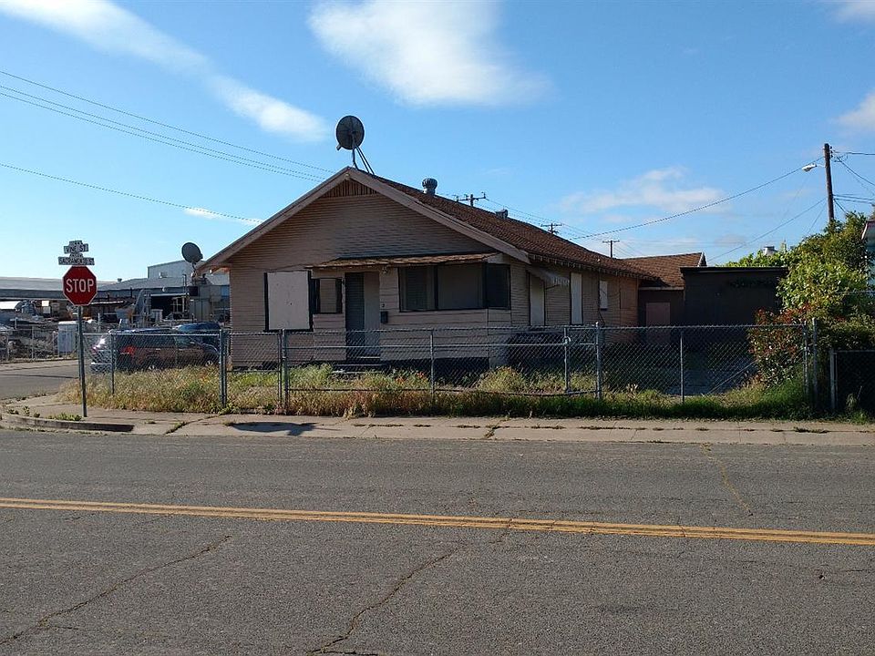 2nd image of 4 W Vine St