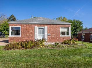 2132 Avalon Rd, Dubuque, IA 52001