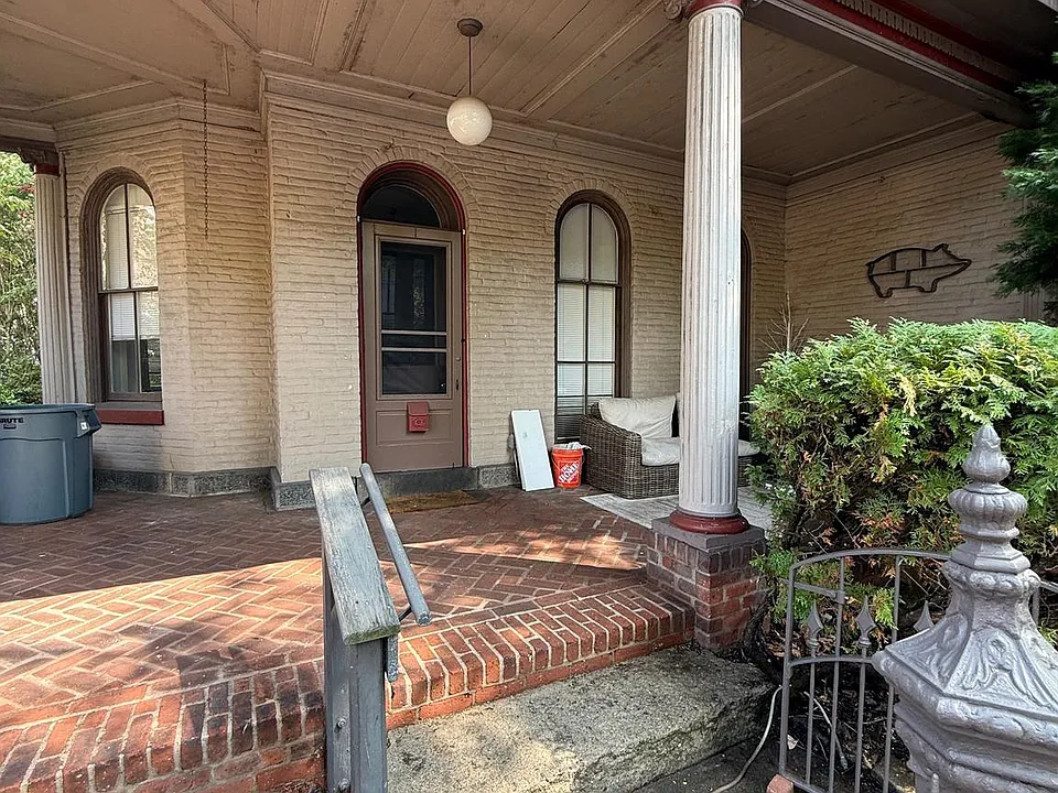 26 York St #28-1