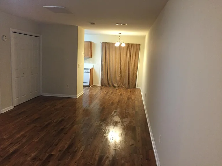 3808 Bison Hill Ln — Photo 4