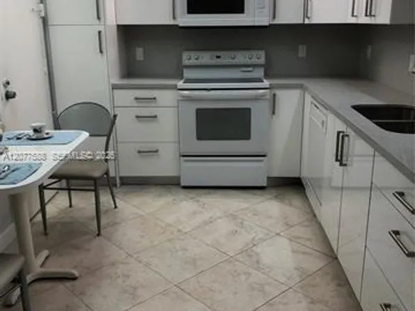1890 S Ocean Dr #Cu-2001, Hallandale, FL 33009