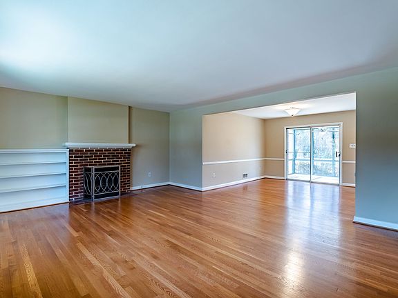 4th image of 7736 Midday Ln