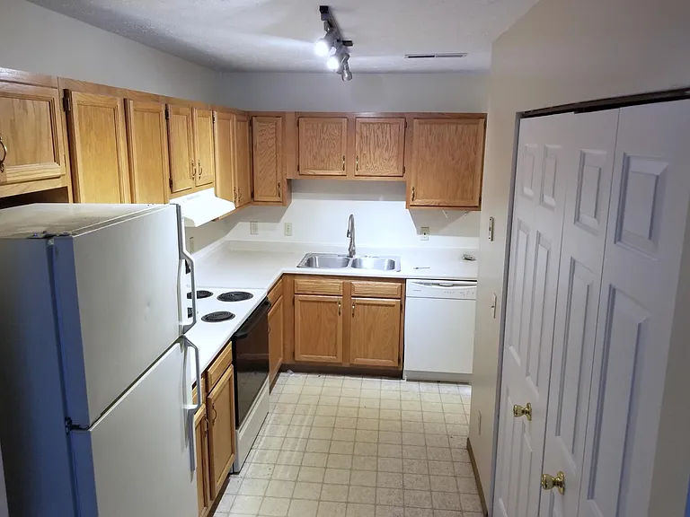 8280 Traphagen St NW — Photo 4