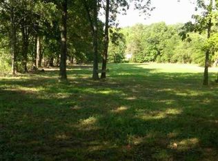 2811 Junior Williams Rd, Dandridge, TN 37725