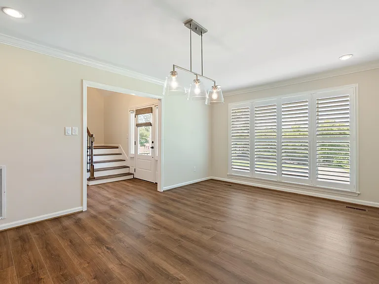 5249 Meadow Garden Ln — Photo 10