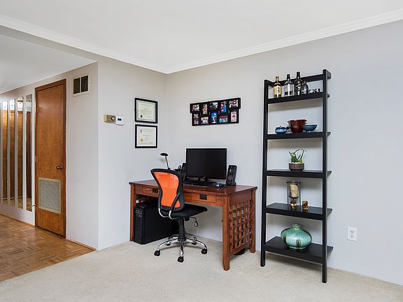 2nd image of 800 N Pearl St APT 608