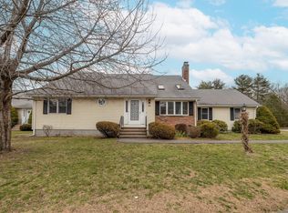 154 Oldefield Farms, Enfield, CT 06082