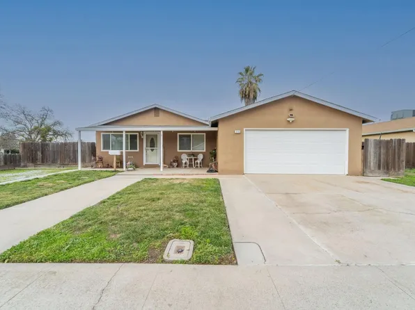 716 California St, Escalon, CA 95320