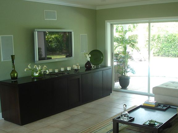 Family Room-Surround Sound