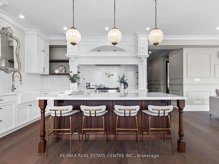 37 Armstrong St #3 — Photo 29