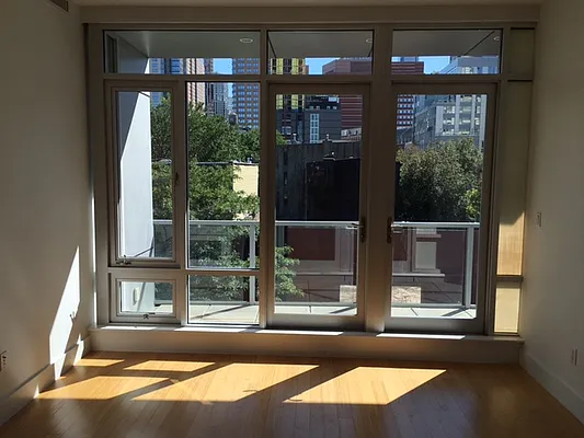 Rented by Premier Metro Realty Corp | media 34