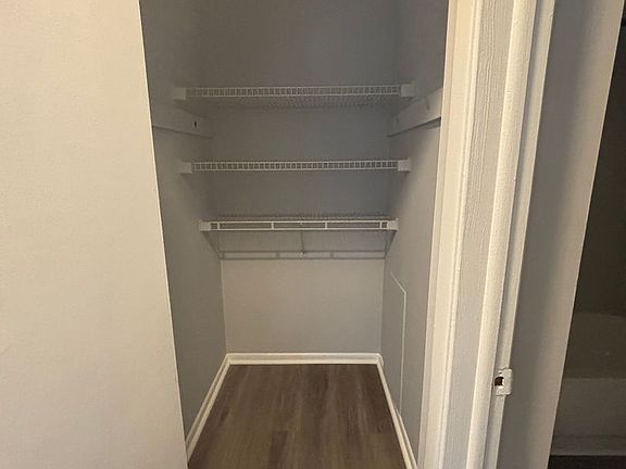 5th image of 15412 Maple Park Dr APT 21