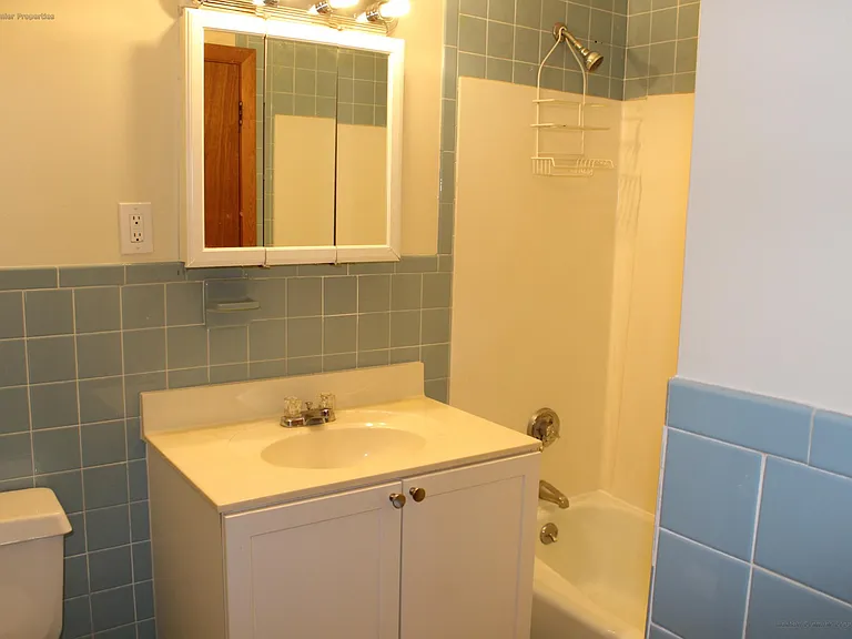 124 Main St #14A — Photo 3