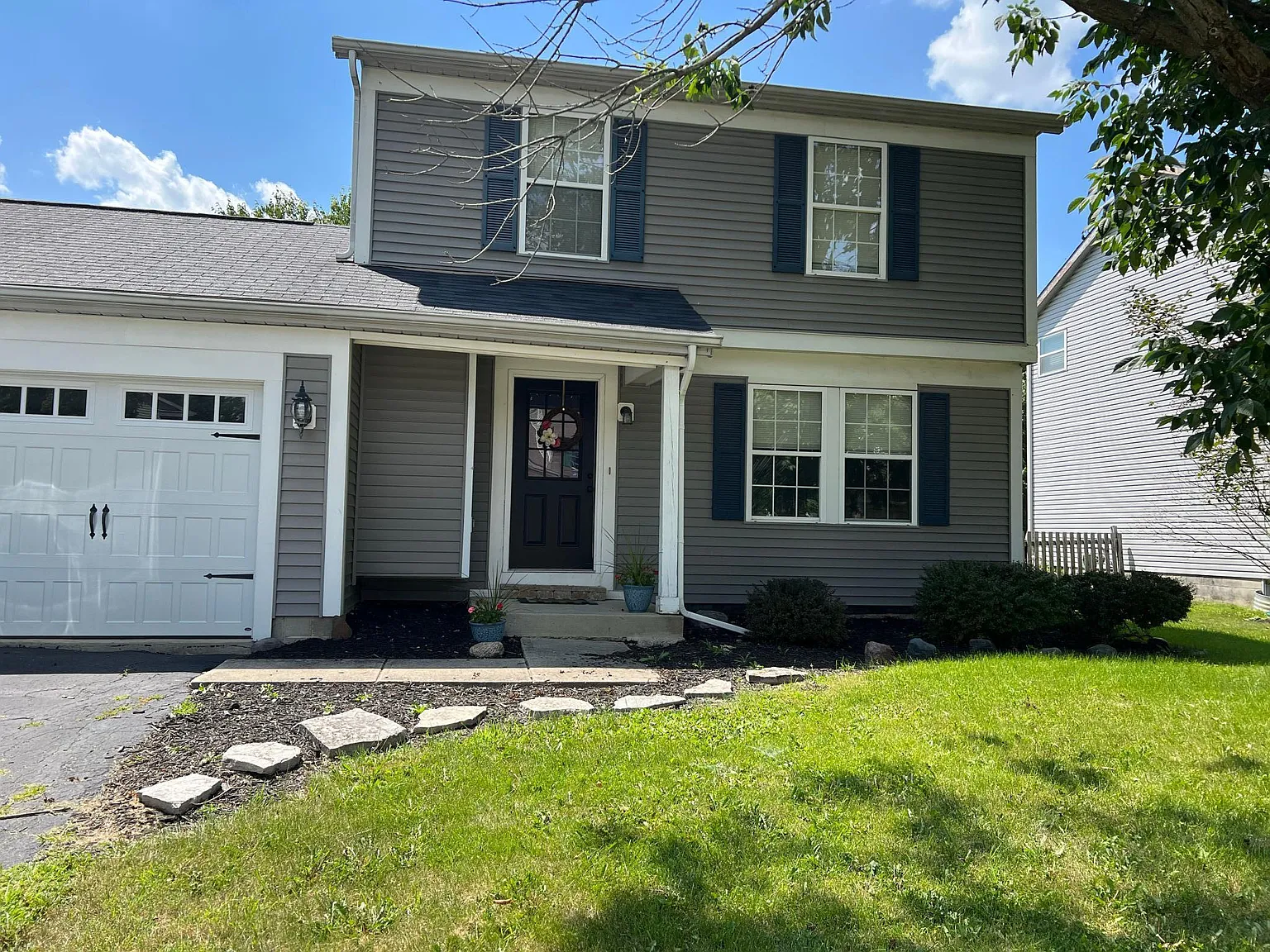 3 bed, 2.5 bath, 1248 sqft, $2,400 — Photo 1
