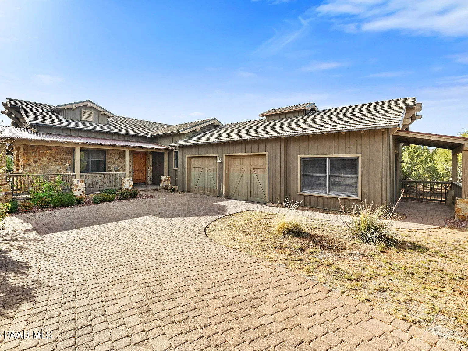 4 bed, 3.5 bath, 2745 sqft, $4,270 — Photo 2