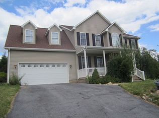 116 Sugar Mill Ln, Weyers Cave, VA 24486
