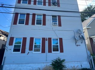 431 Lakeview Ave, Lowell, MA 01850