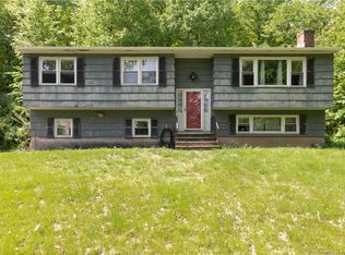 44 Mount Tom Rd, New Milford, CT 06776