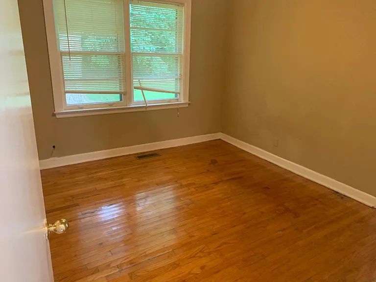 103 Owen Ave — Photo 6