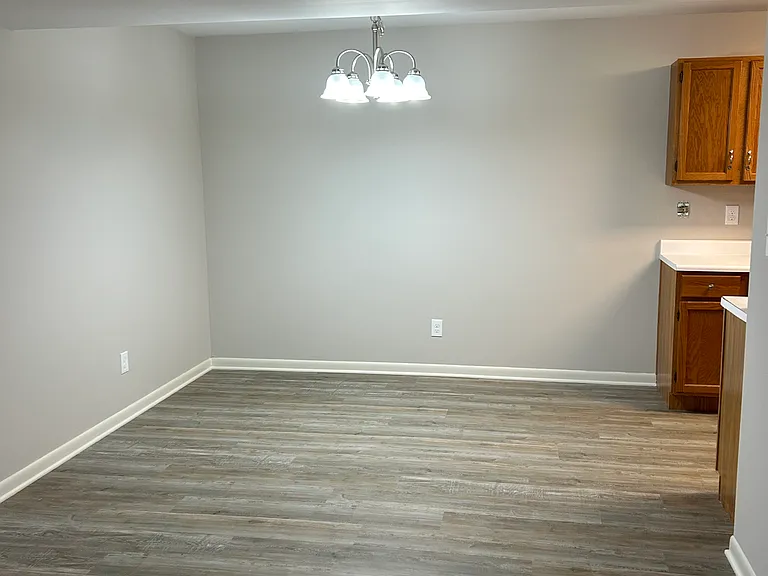 539 Cloverfield Ln #106 — Photo 6