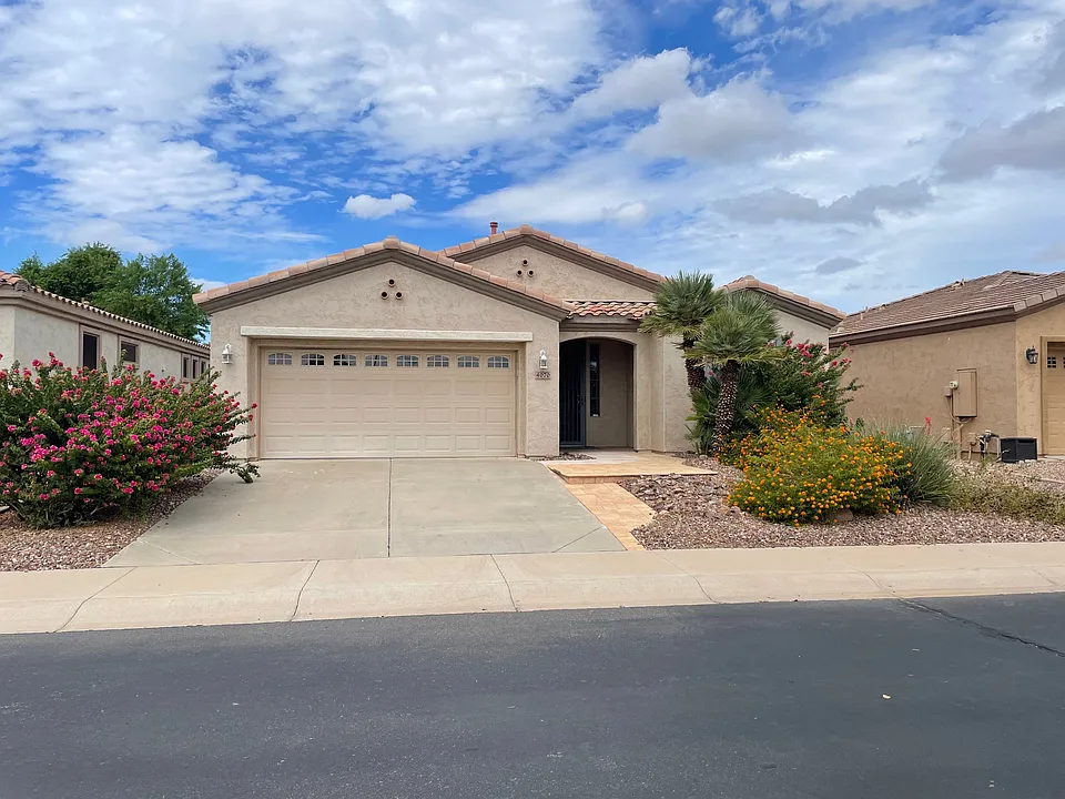 4070 E Jude Ln