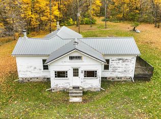 66165 Braybrook Rd, Lawrence, MI 49064