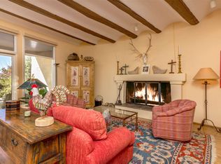 1072 Mansion Ridge Rd, Santa Fe, NM 87501