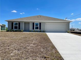 929 NW 8th Pl, Cape Coral, FL 33993