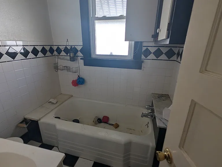 1108 E Arcadia Ave — Photo 20