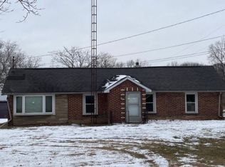 14279 S Telegraph Rd, La Salle, MI 48145