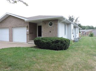 905 N 6th Avenue Cir, Winterset, IA 50273