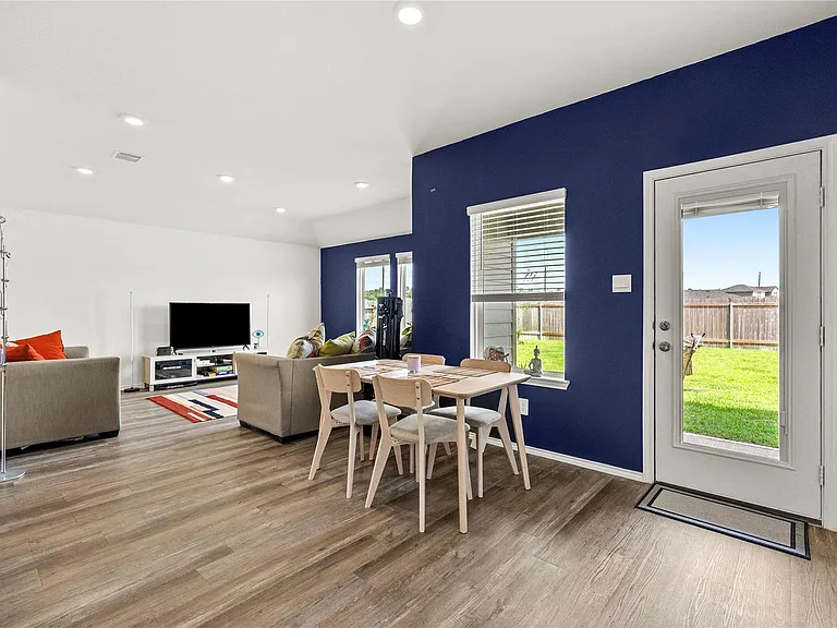 15726 Majestic Evergreen Way — Photo 11