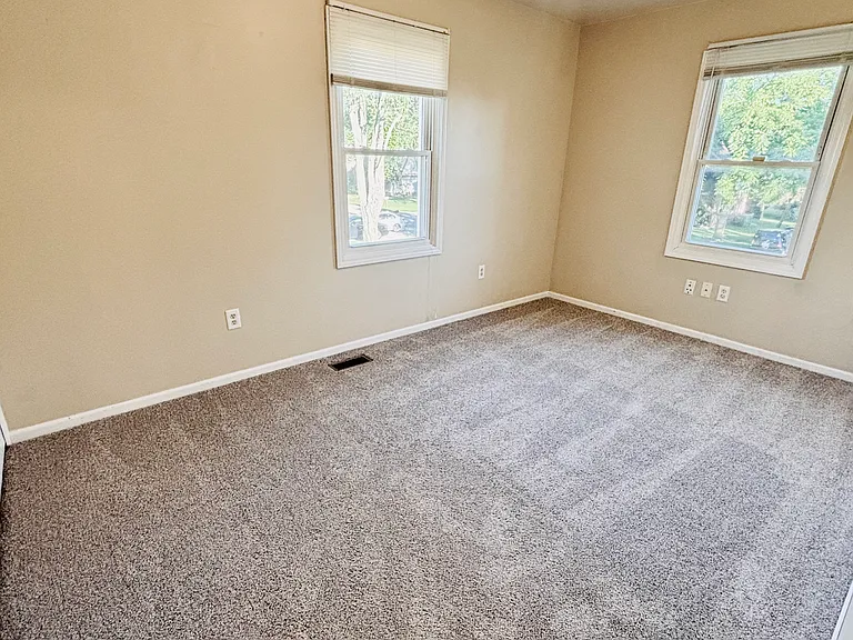 116 Regents Dr #116 — Photo 18