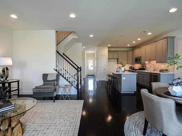 133 Woodwinds Dr — Photo 18