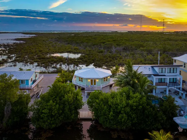 273 Indies Rd, Ramrod Key, FL 33042