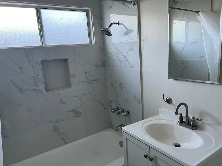 6211 Afton Pl #5 — Photo 8