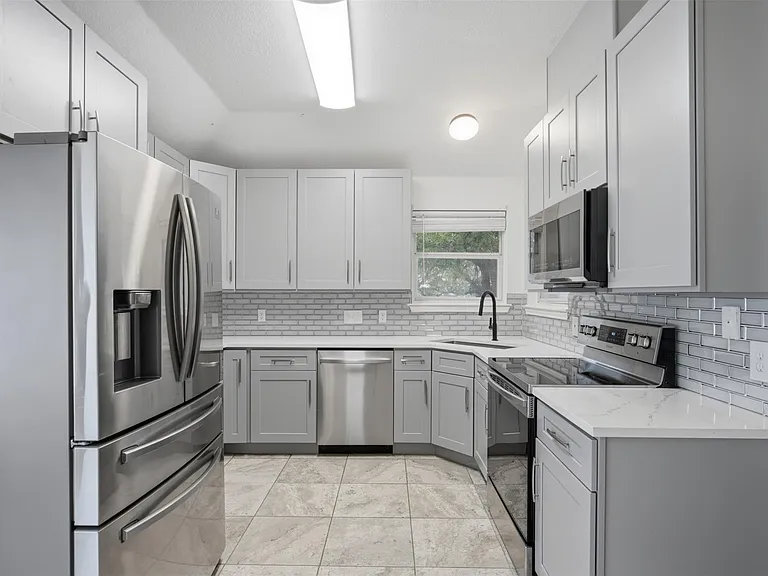 108 Songbird Ct — Photo 15