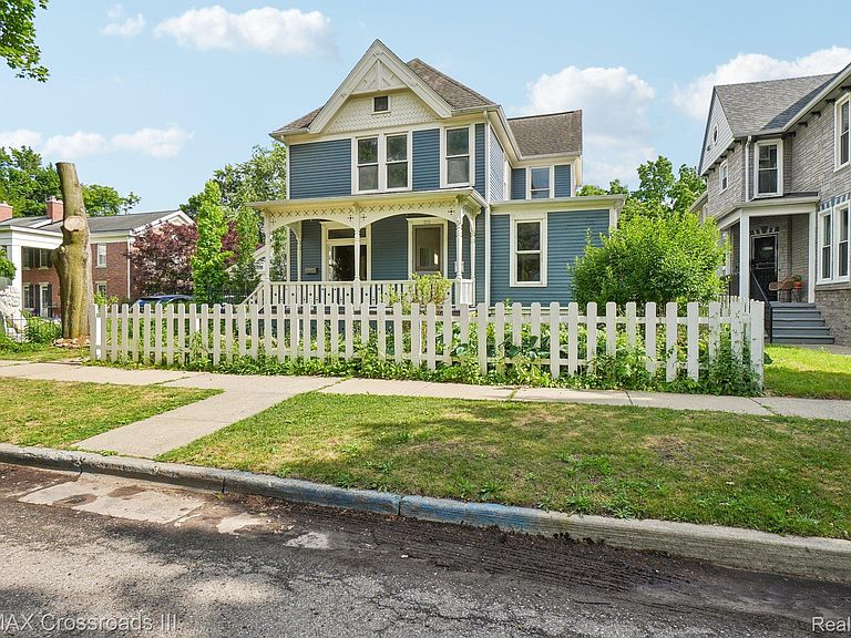 Listing photo 4