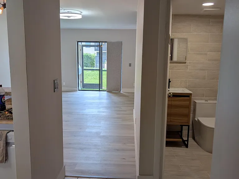 6772 Palmetto Cir S #102 — Photo 5