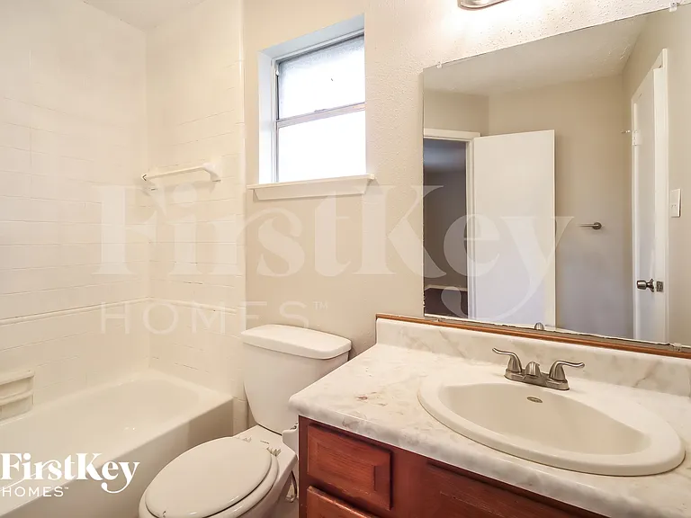 16239 La Terra Dr — Photo 11