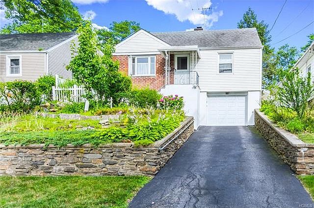 1st image of 588 Kimball Ave