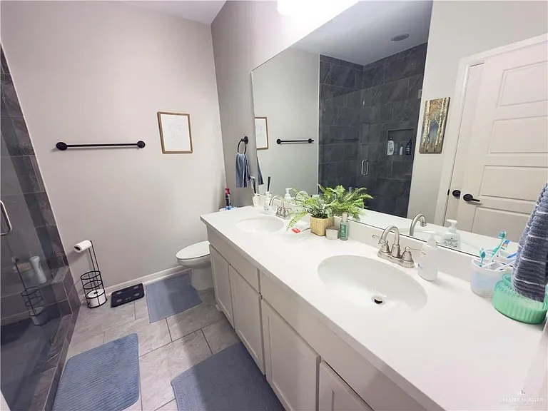 3304 Harvard Ave — Photo 10