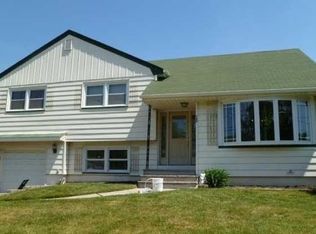 146 Bender Dr, Clifton, NJ 07013