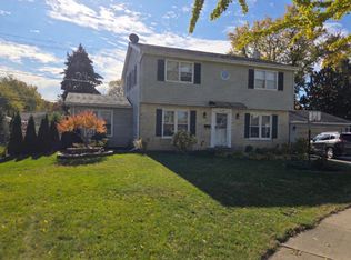 434 Gaylin Ct, Bensenville, IL