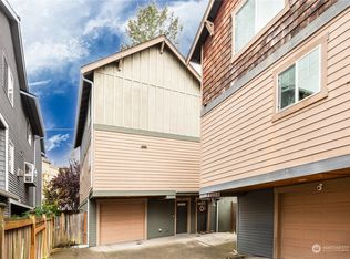 725 N 95th St APT D, Seattle, WA 98103