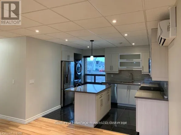 238 Bertie St #1, Fort Erie, ON L2A 1Z3