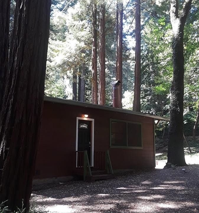 1st image of 212 Larkspur St
