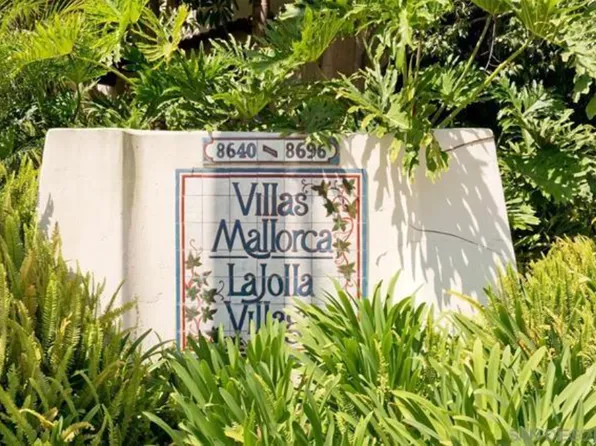 8672 Villa La Jolla Dr Unit 4, La Jolla, CA 92037